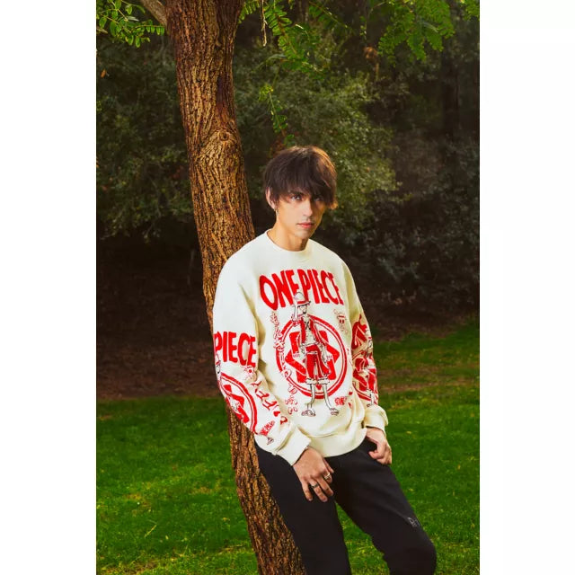 One Piece Crewneck Sweatshirt & Hat