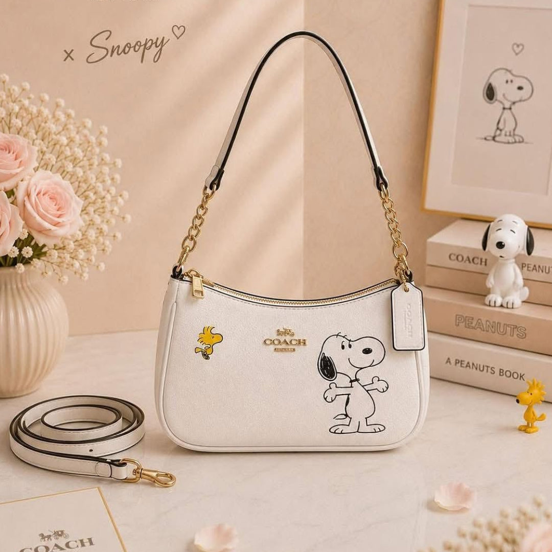 A SHOULDER BAG THAT FEELS LIKE A LITTLE SECRET